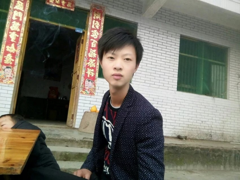 陪伴是最长情的告白的第一张照片--龙海婚介网