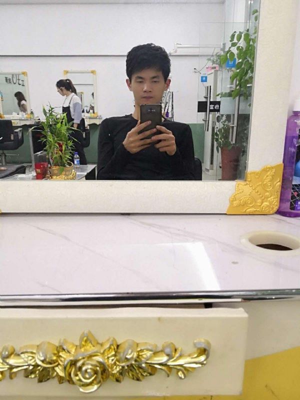 小九玖的第一张照片--龙海婚介网