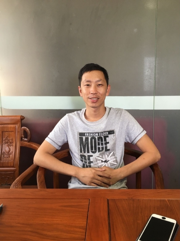 逝水流年的第二张照片--龙海婚介网