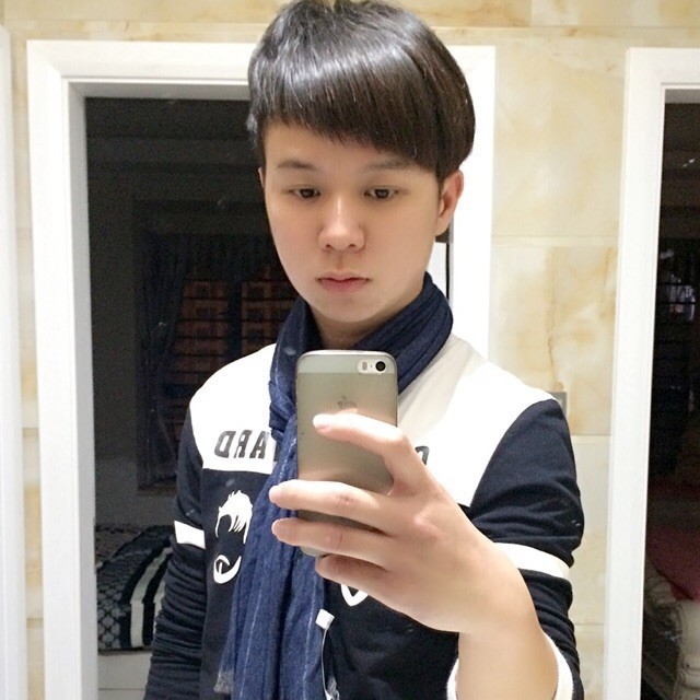 暗里着迷的第二张照片--龙海婚介网