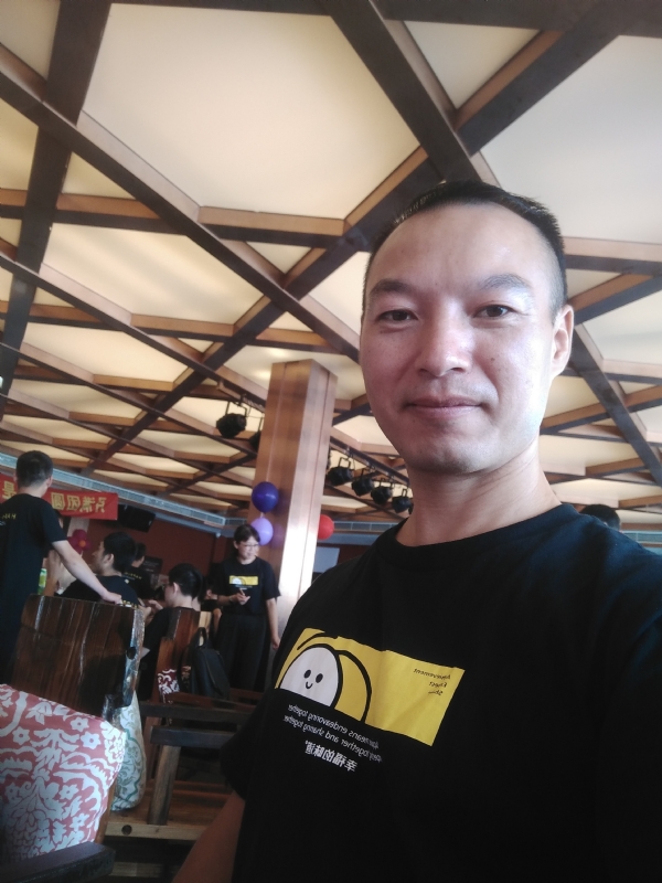 爱森的第一张照片--龙海婚介网