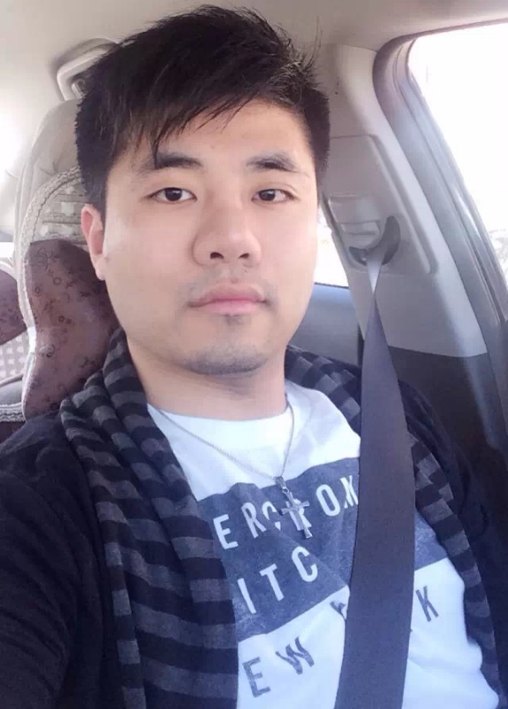 侯爵的第二张照片--龙海婚介网