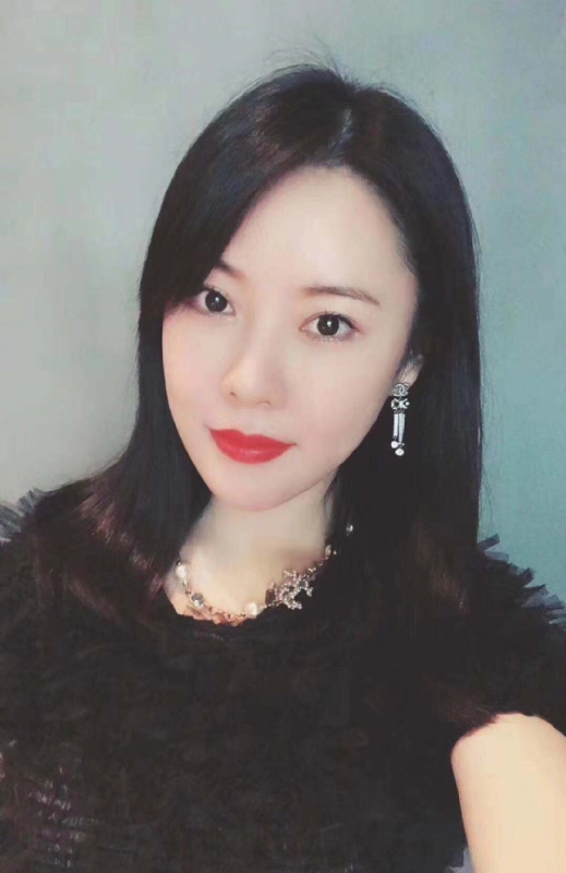 李莉的第一张照片--龙海婚介网