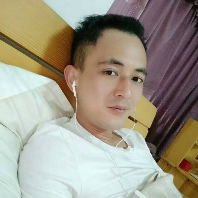 容晨的第二张照片--龙海婚介网