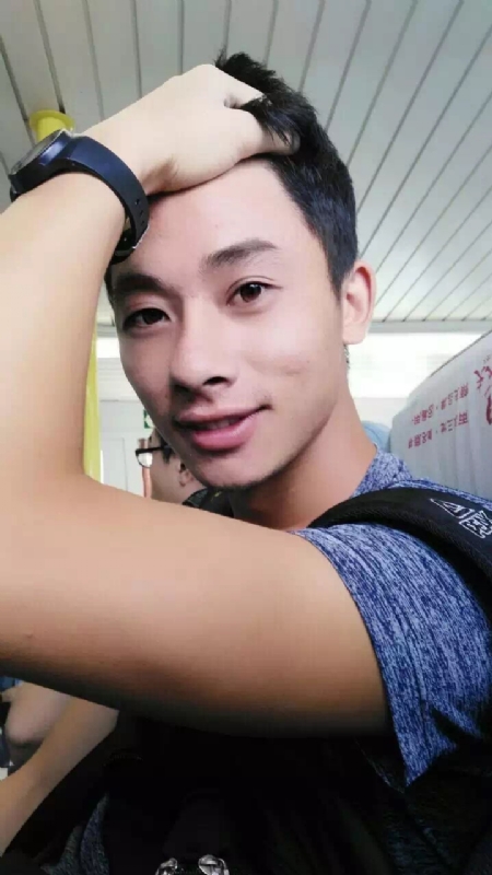 不是坏人的第一张照片--龙海婚介网