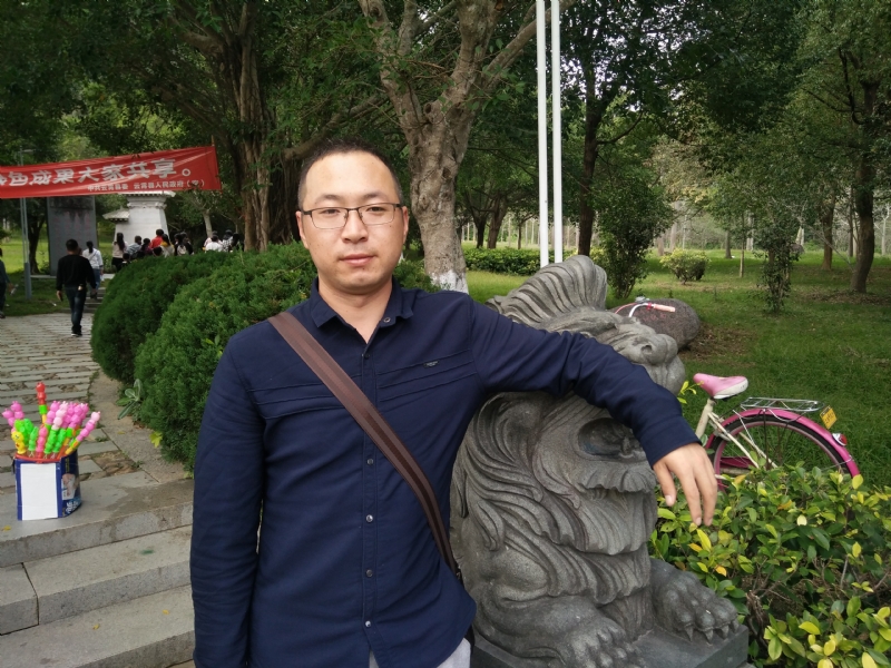 逍遥龙龙的第一张照片--龙海婚介网