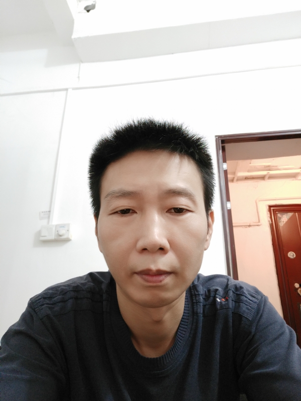 爱依然的第一张照片--龙海婚介网