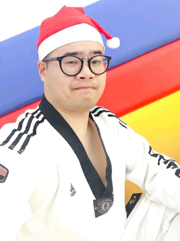 何当重相见的第一张照片--龙海婚介网