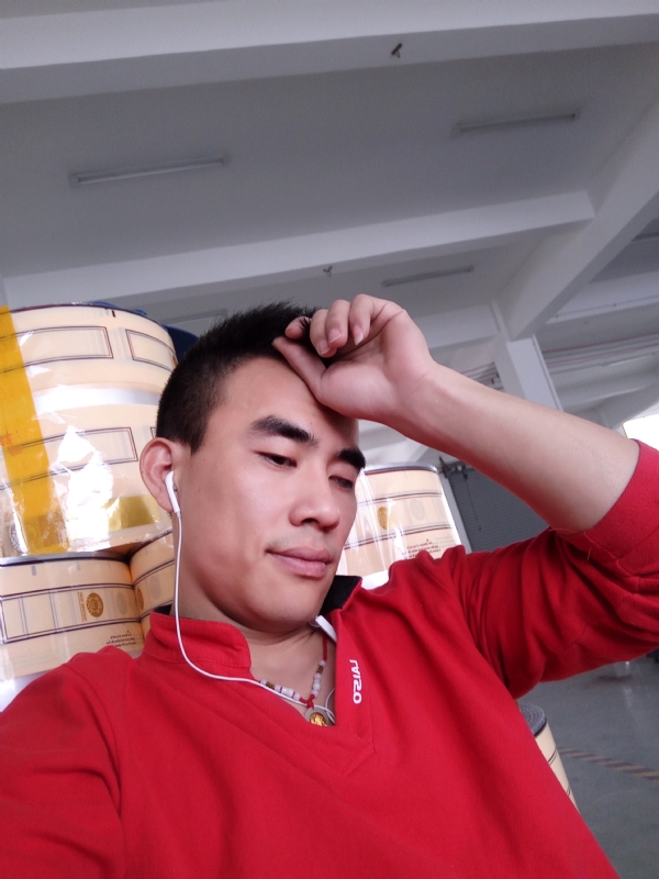 寻唯一的第三张照片--龙海婚介网