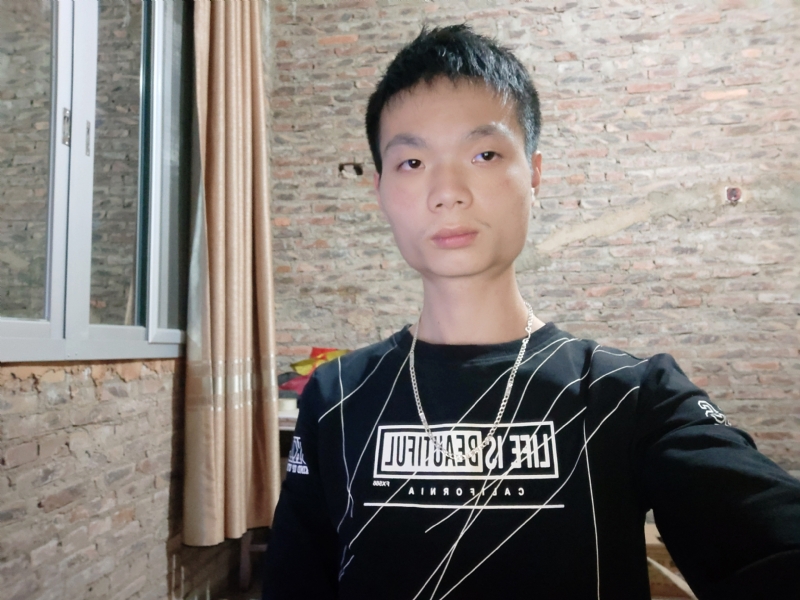 杨翊天的第一张照片--龙海婚介网