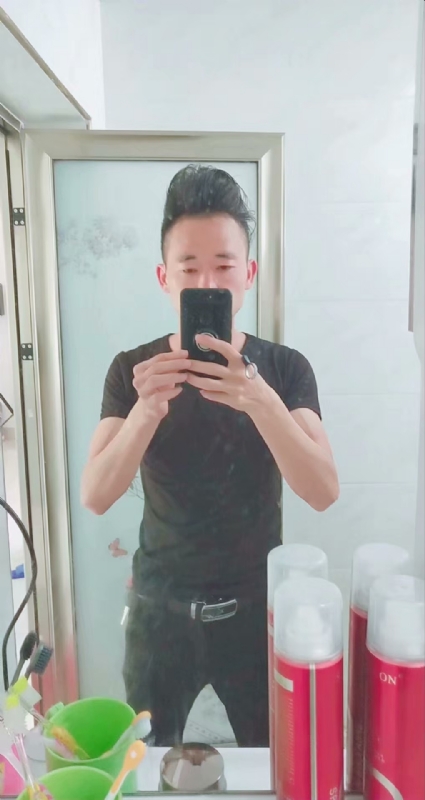 邱利平的第一张照片--龙海婚介网