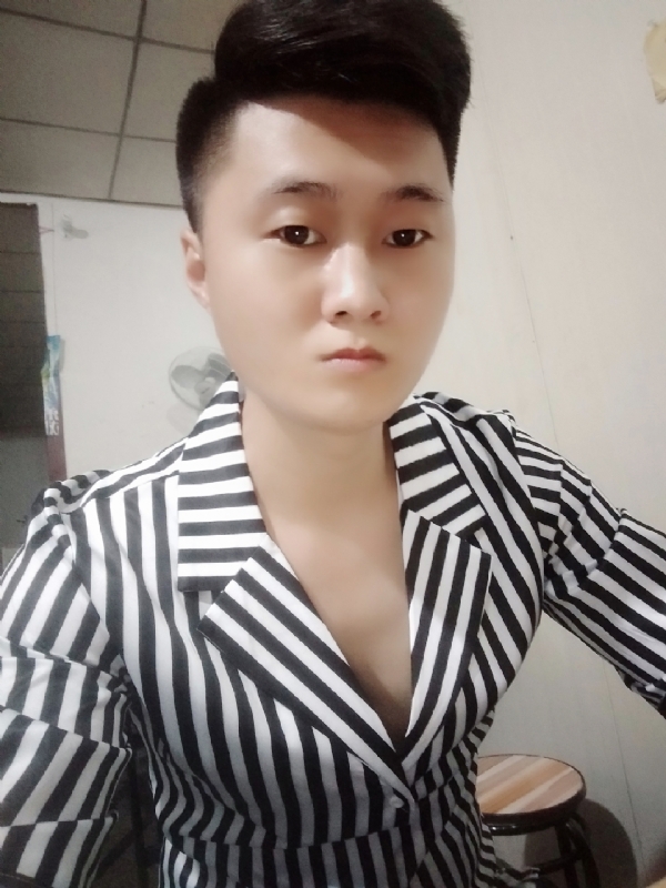 随遇而安的第一张照片--龙海婚介网