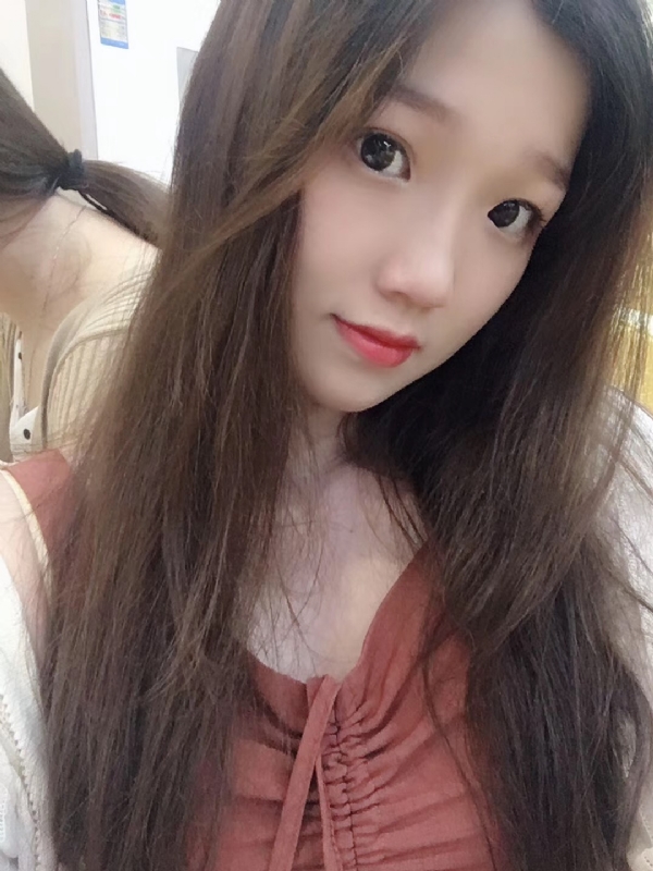 安安的第一张照片--龙海婚介网
