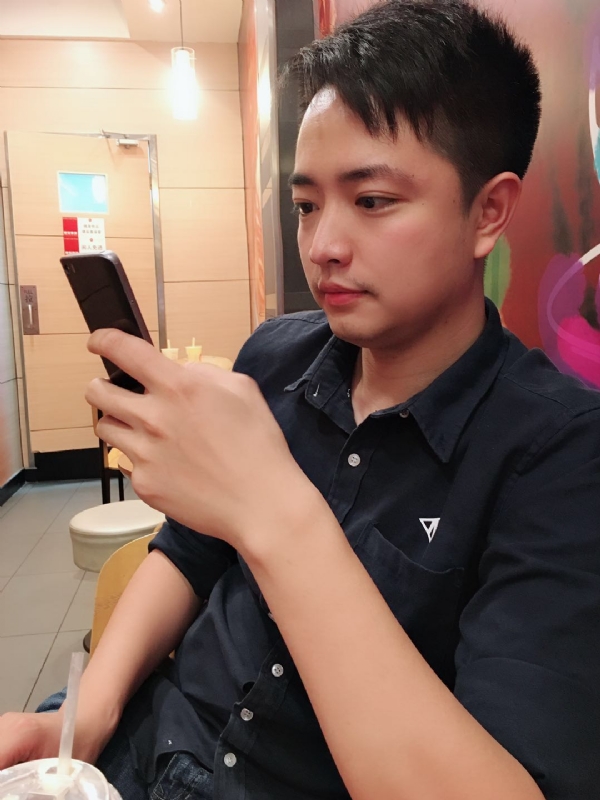 闭月的第三张照片--龙海婚介网