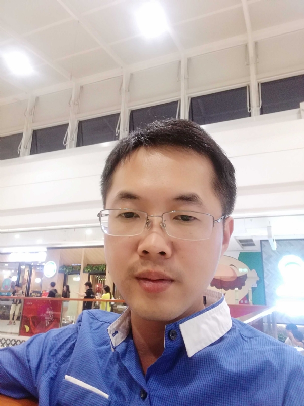 孤独小舟的第一张照片--龙海婚介网