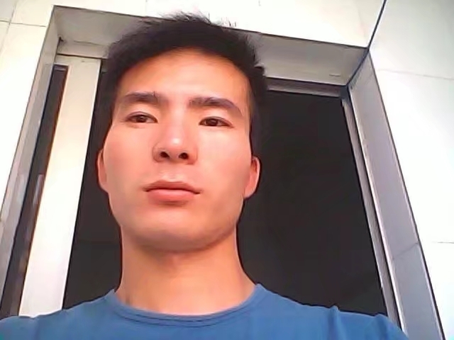 冰冻水果郎的第一张照片--龙海婚介网