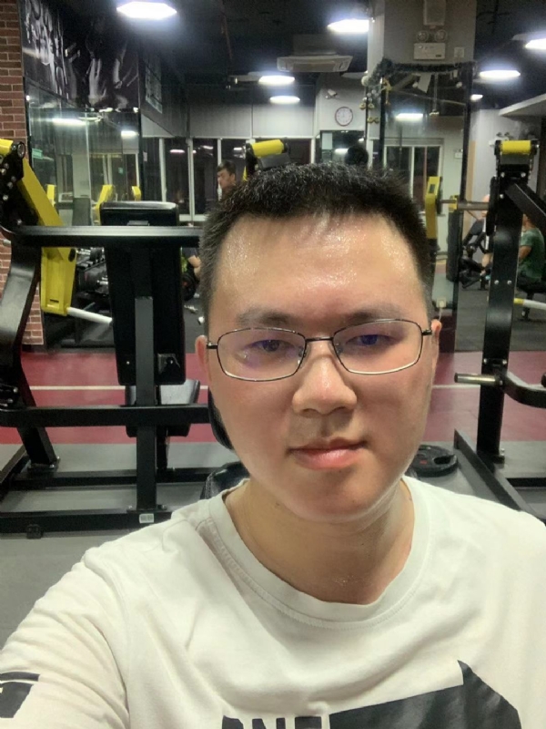 loyi的第一张照片--龙海婚介网
