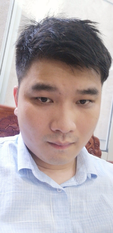 海阔天空的第一张照片--龙海婚介网