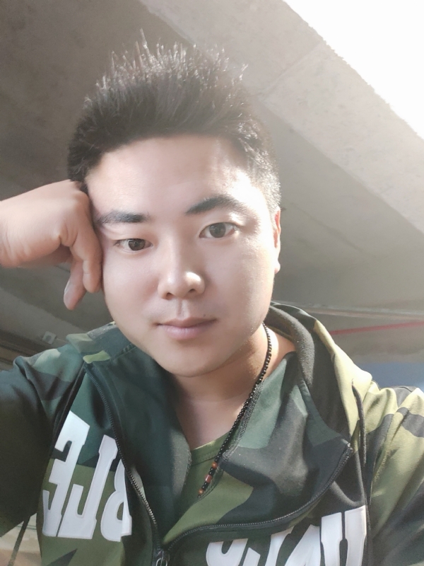 上门女婿的第一张照片--龙海婚介网