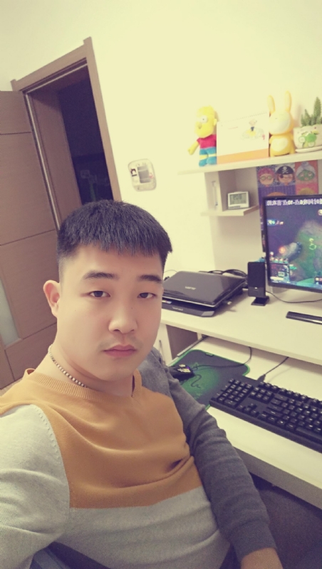 李权的第一张照片--龙海婚介网