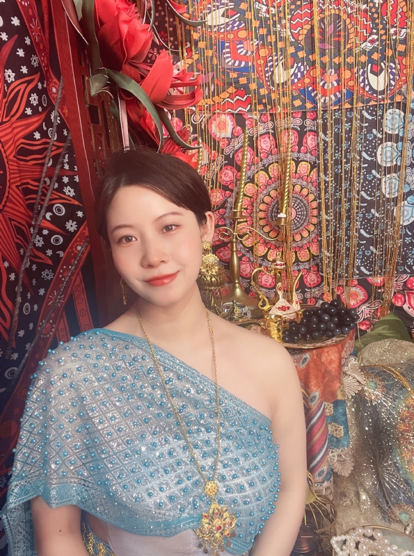 鸢莺的第八张照片--龙海婚介网