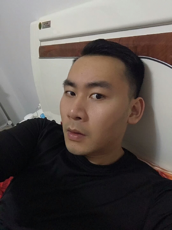 领悟的第一张照片--龙海婚介网