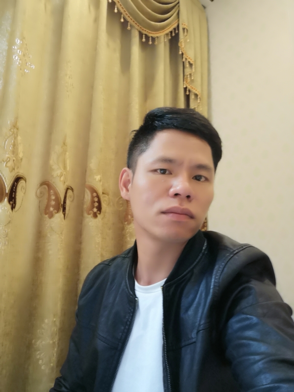 猫叔的第一张照片--龙海婚介网
