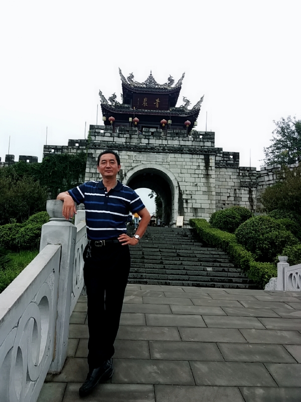 真心的龙的第六张照片--龙海婚介网