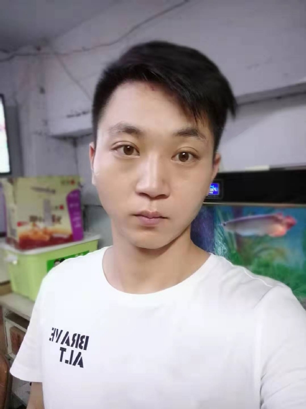 七秒记忆的第一张照片--龙海婚介网