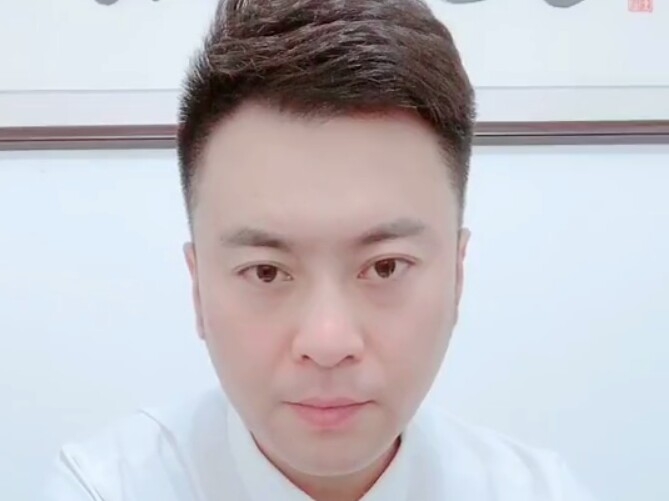一叶知秋的第一张照片--龙海婚介网