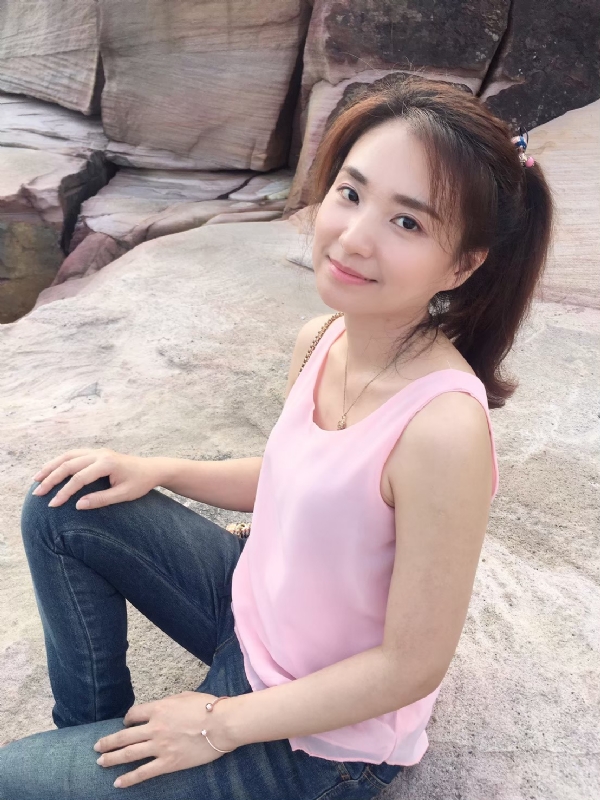 Jane的第二张照片--龙海婚介网