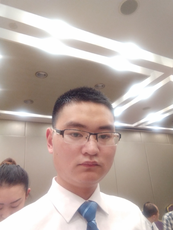 慕秋的第四张照片--龙海婚介网