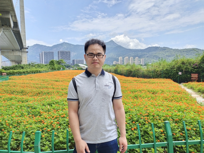 苏先生的第一张照片--龙海婚介网
