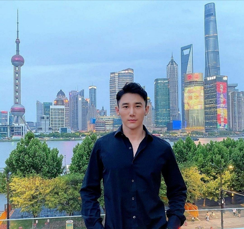 Allen的第一张照片--龙海婚介网
