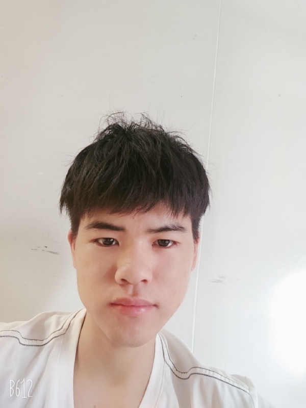 陌离的第一张照片--龙海婚介网