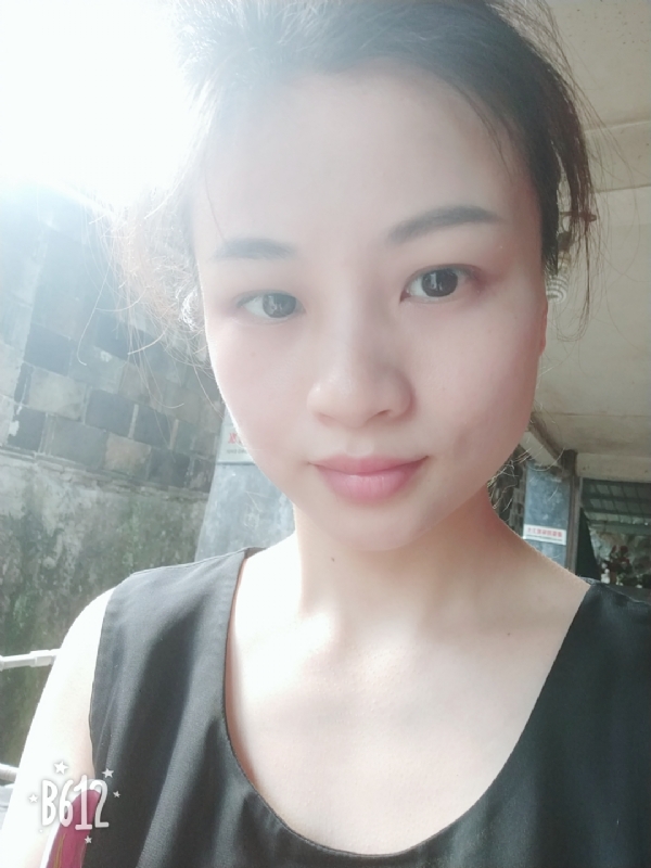 慢慢的第二张照片--龙海婚介网