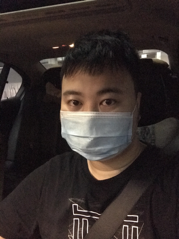 Roman的第一张照片--龙海婚介网