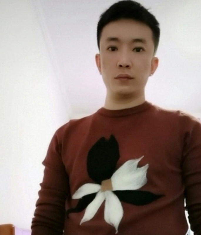 bye的第一张照片--龙海婚介网