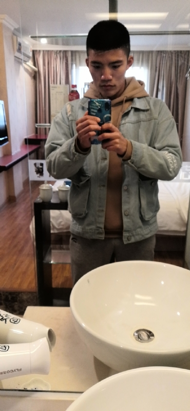 爱上一座陈的第一张照片--龙海婚介网