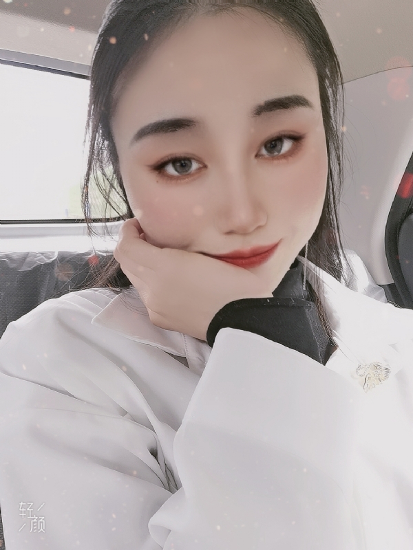丽丽的第四张照片--龙海婚介网