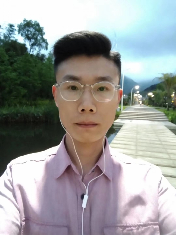 彩虹的第一张照片--龙海婚介网