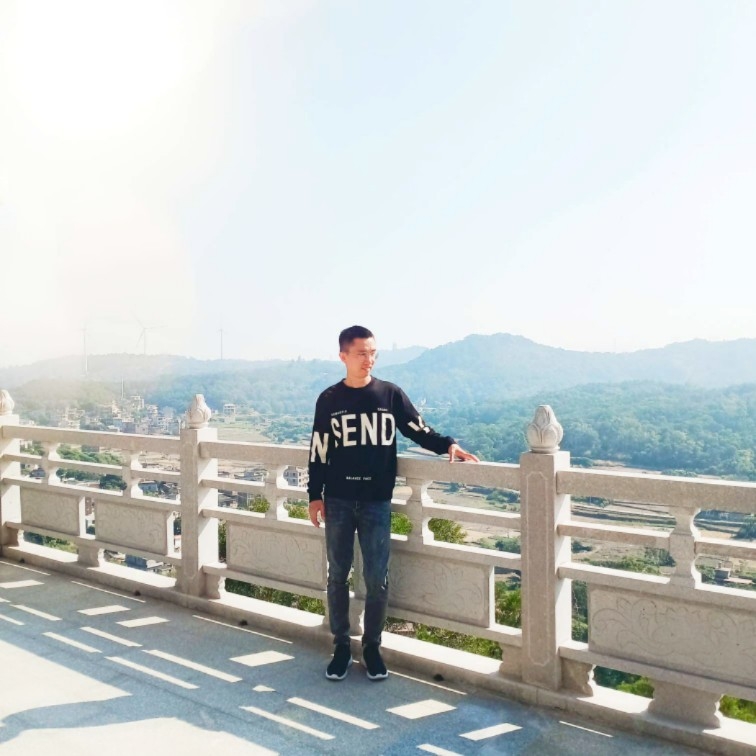 一生有你*足矣的第三张照片--龙海婚介网