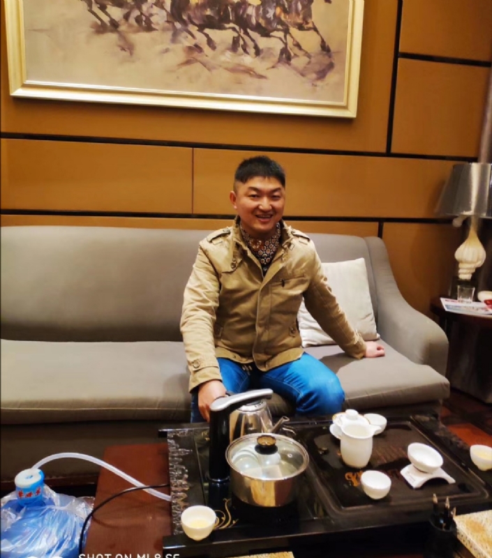 晨曦的第一张照片--龙海婚介网
