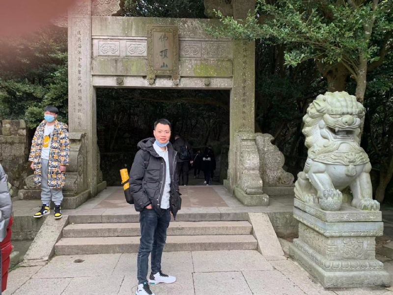 志东的第一张照片--龙海婚介网