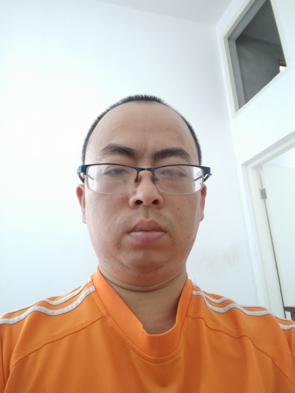 平淡生活的第一张照片--龙海婚介网