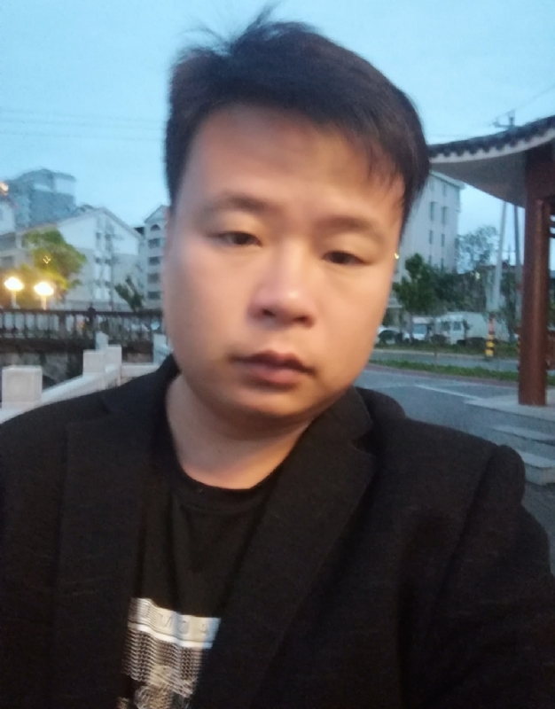 yxf21的第一张照片--龙海婚介网