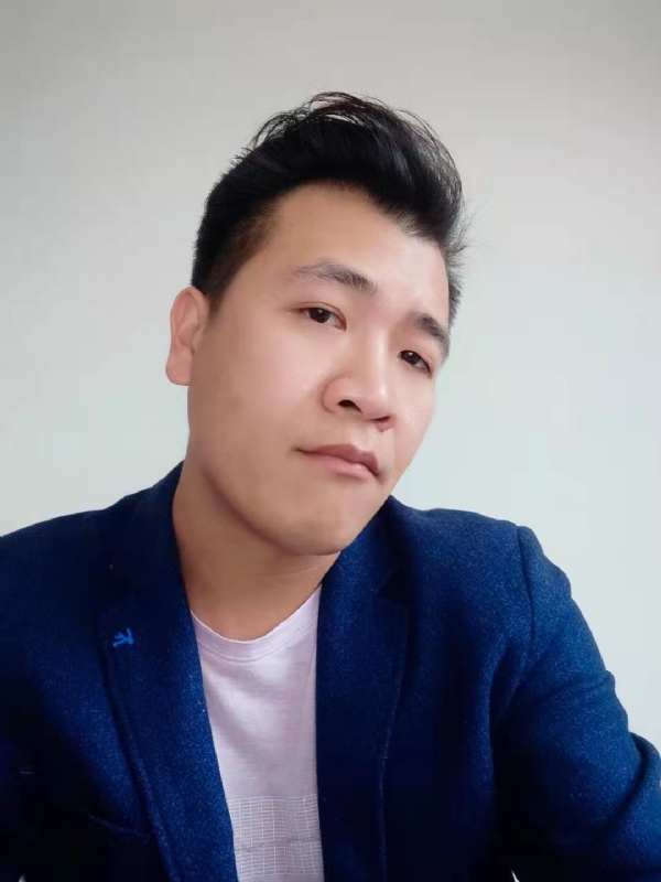 NO.Q的第二张照片--龙海婚介网