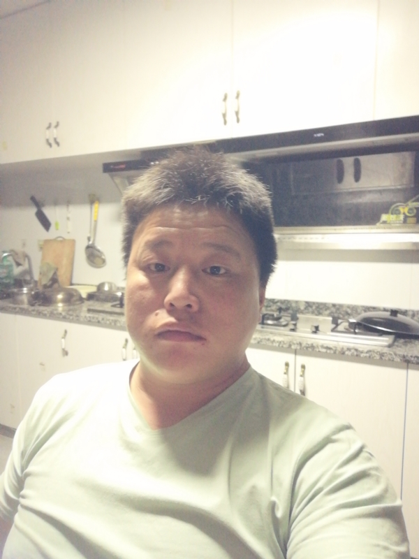 难遇钟意人的第一张照片--龙海婚介网
