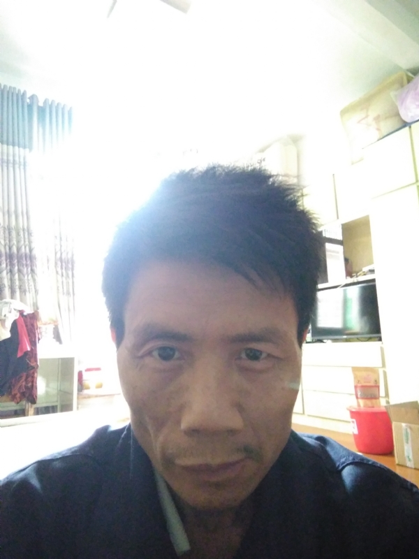 陈伟的第二张照片--龙海婚介网