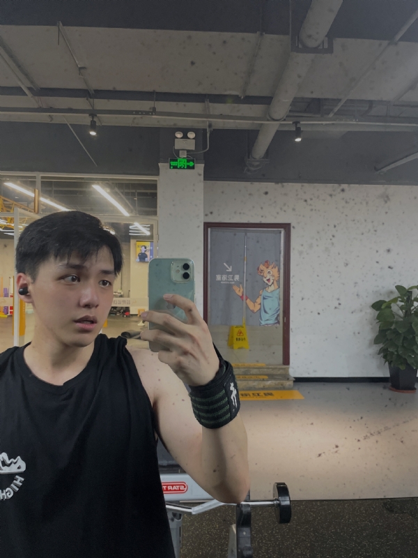 想吃猫的鱼的第一张照片--龙海婚介网